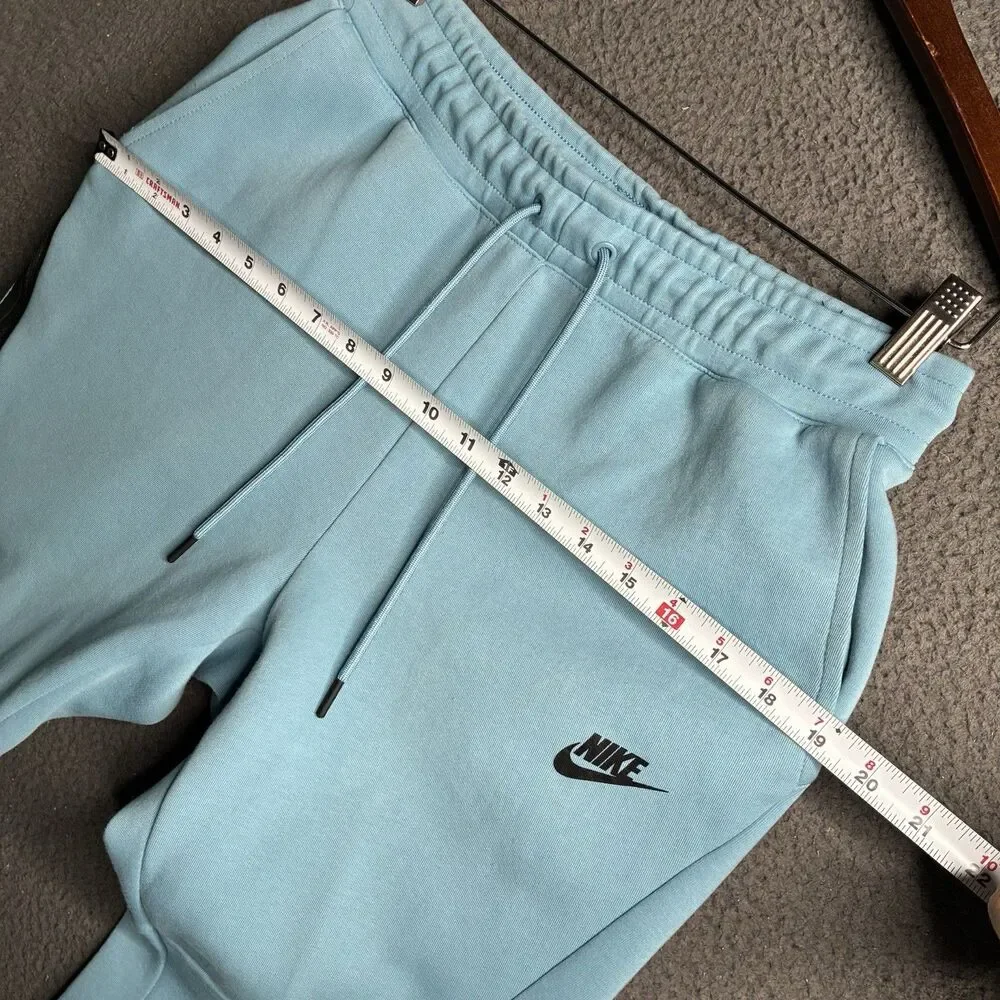 Nike tech fleece